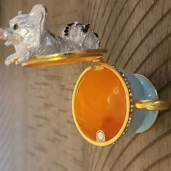 Teacup Puppy Jewelry Holder - Picture 4 of 9